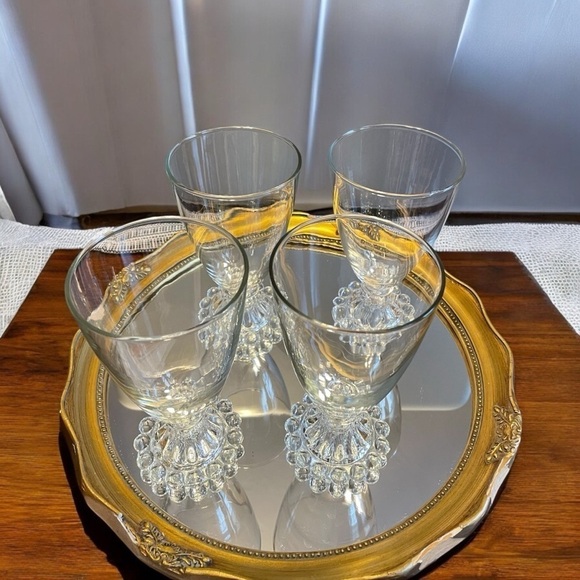 Vintage candlewick “boopie” glasses, set of 2, 5.5 inches tall, juice glasses - Picture 2 of 2